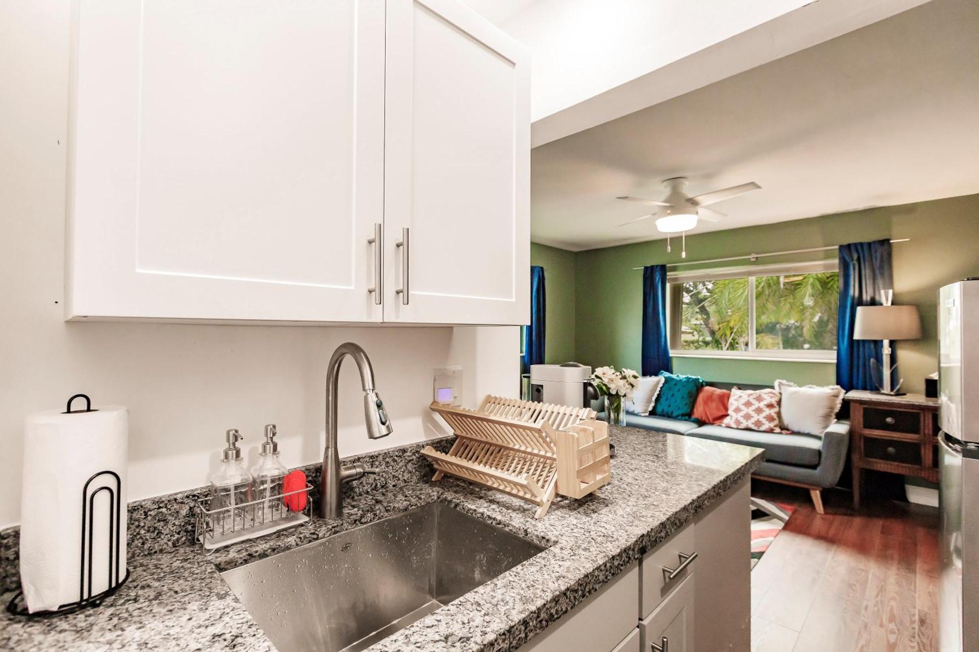Uhost Ai - Updated 1B1B Hideaway - Sleeps 3 Hollywood Exterior foto