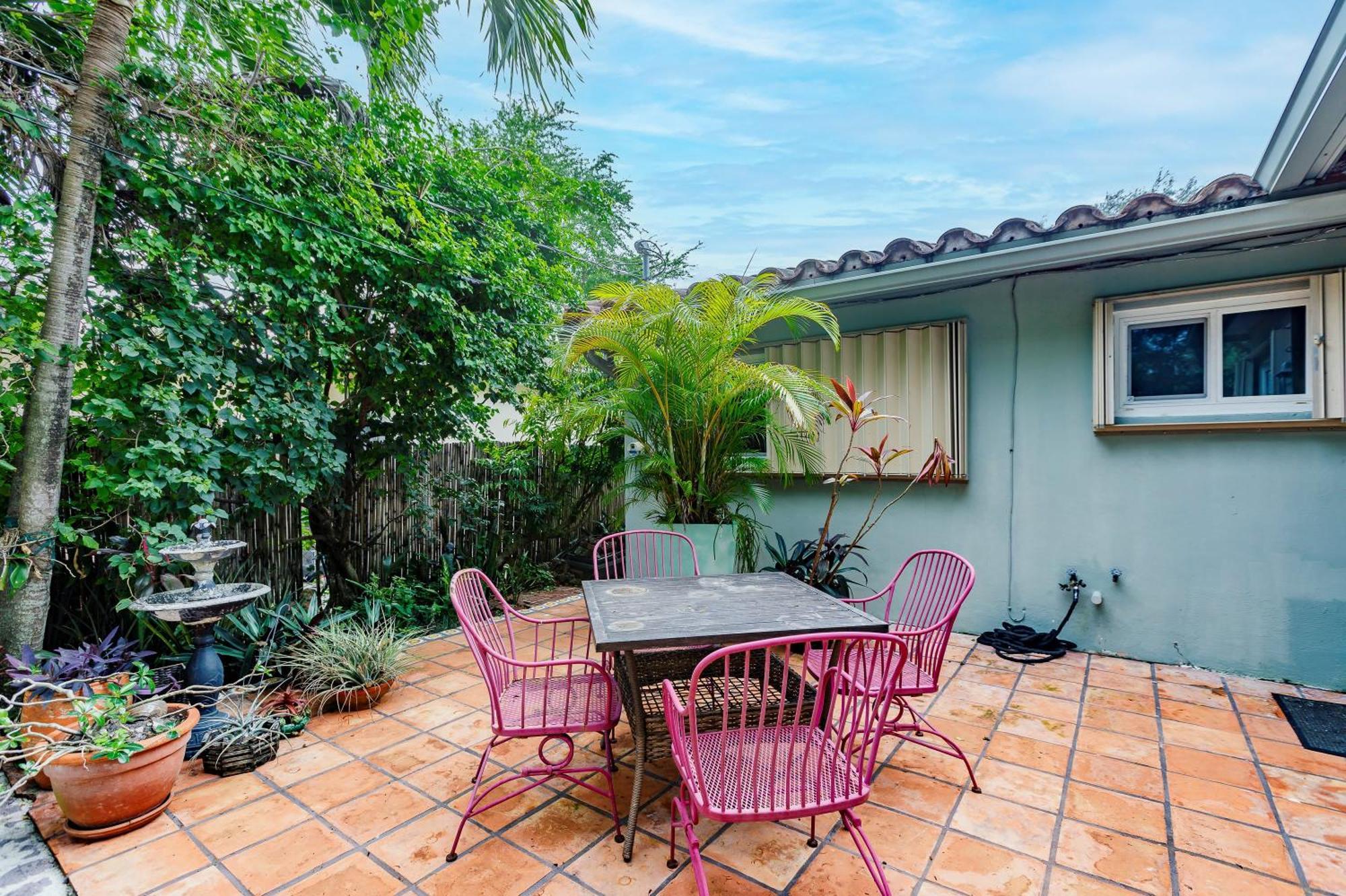 Uhost Ai - Updated 1B1B Hideaway - Sleeps 3 Hollywood Exterior foto