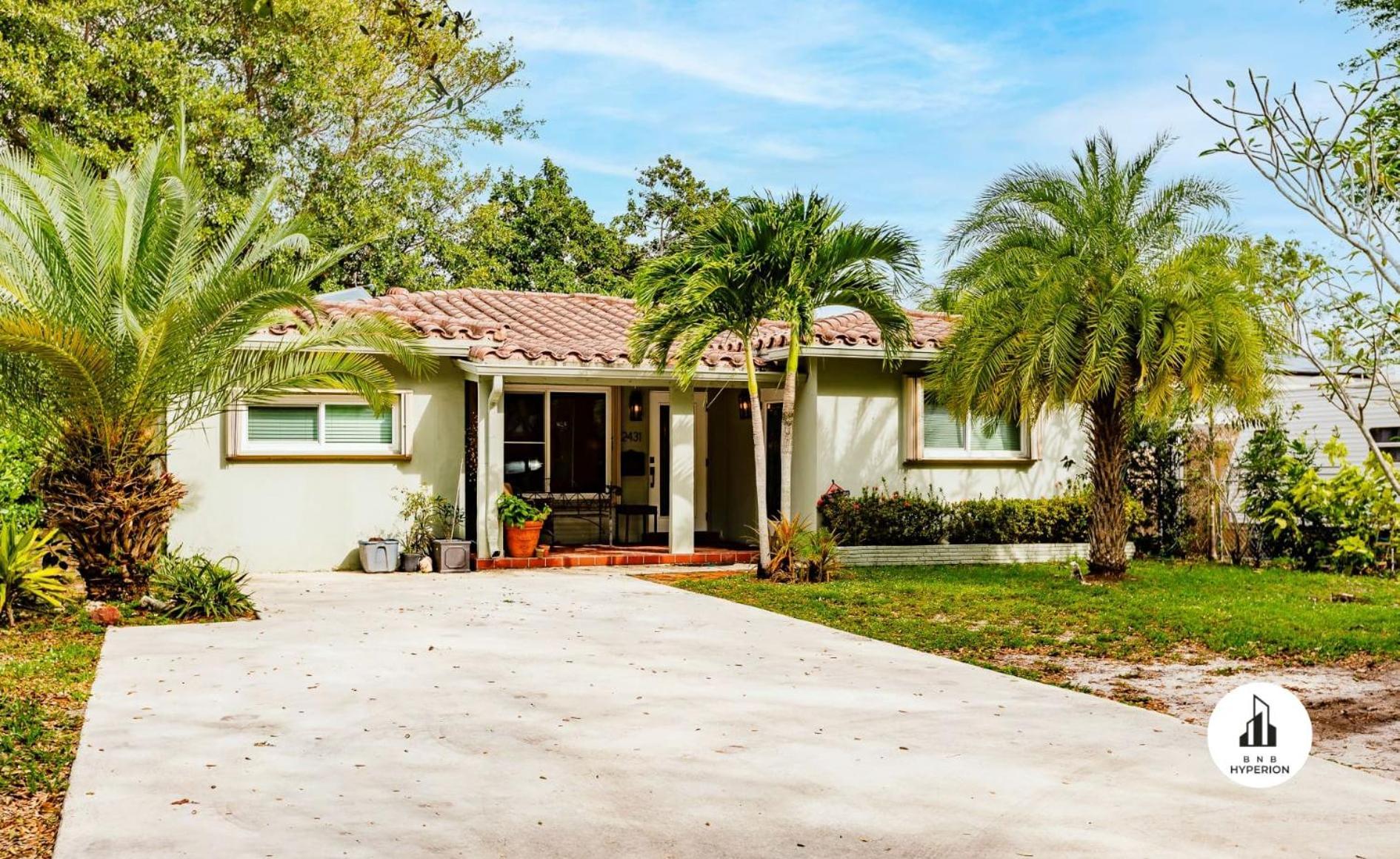 Uhost Ai - Updated 1B1B Hideaway - Sleeps 3 Hollywood Exterior foto